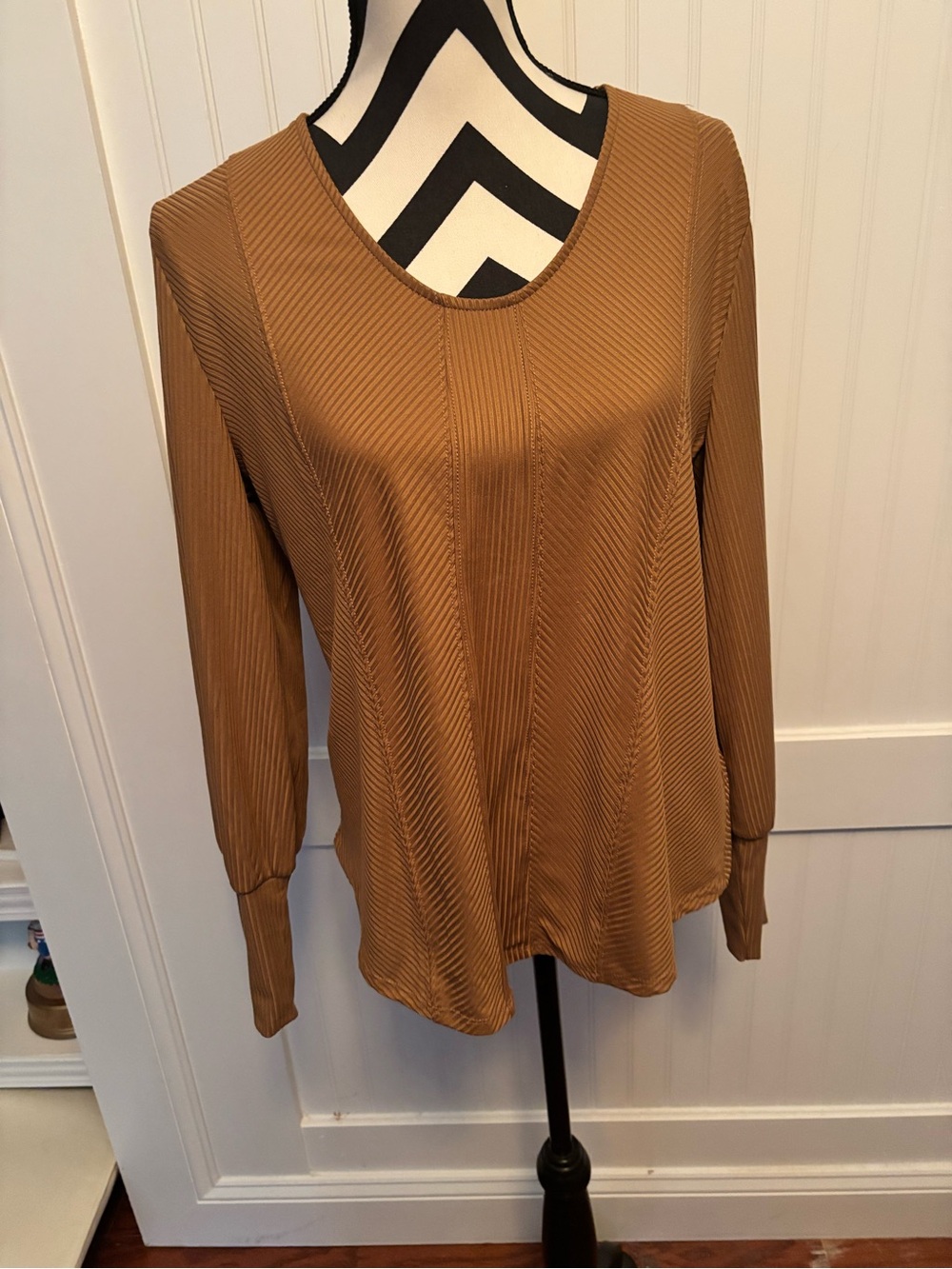 Cato Ribbed Long Sleeve Top in Camel Brown
